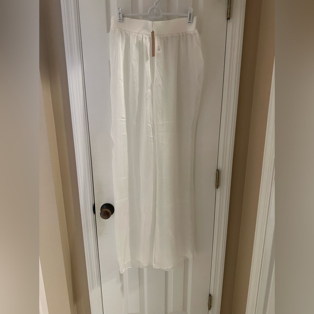 NWT SKIMS Romance pant